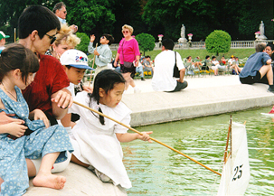 A Fifteen Minute Walk to the Luxemburg Gardens
