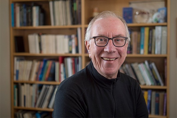 SFU welcomes Nobel Prize-winning chemist as visiting scholar