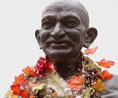 photo of Gandhi Jayanti bust at SFU