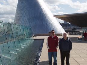 A picture of Thomas Spalek and his colleague Vince Di Lollo