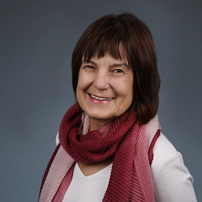 Elizabeth Rains - Continuing Studies - Simon Fraser University