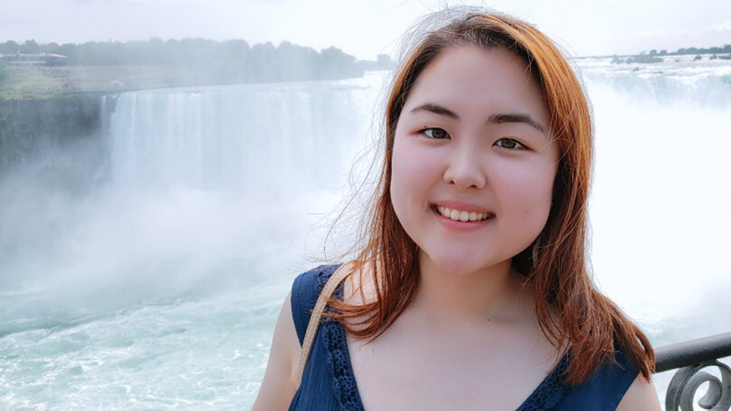 Cha will graduate with an honours BA in French and a minor in History in June 2020, after which she will start her MA in Comparative Literature at the University of Western in Ontario in the fall.