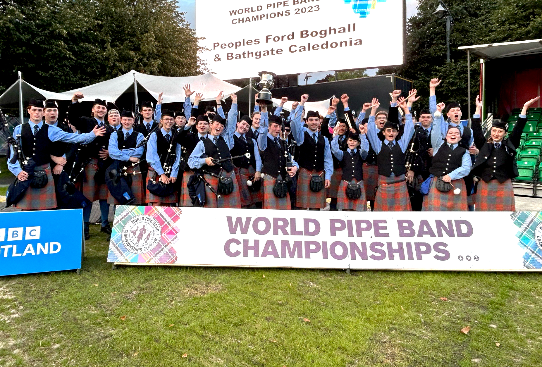 SFU Pipe Band reclaims best drum corps title, juniors land 2nd at Worlds 