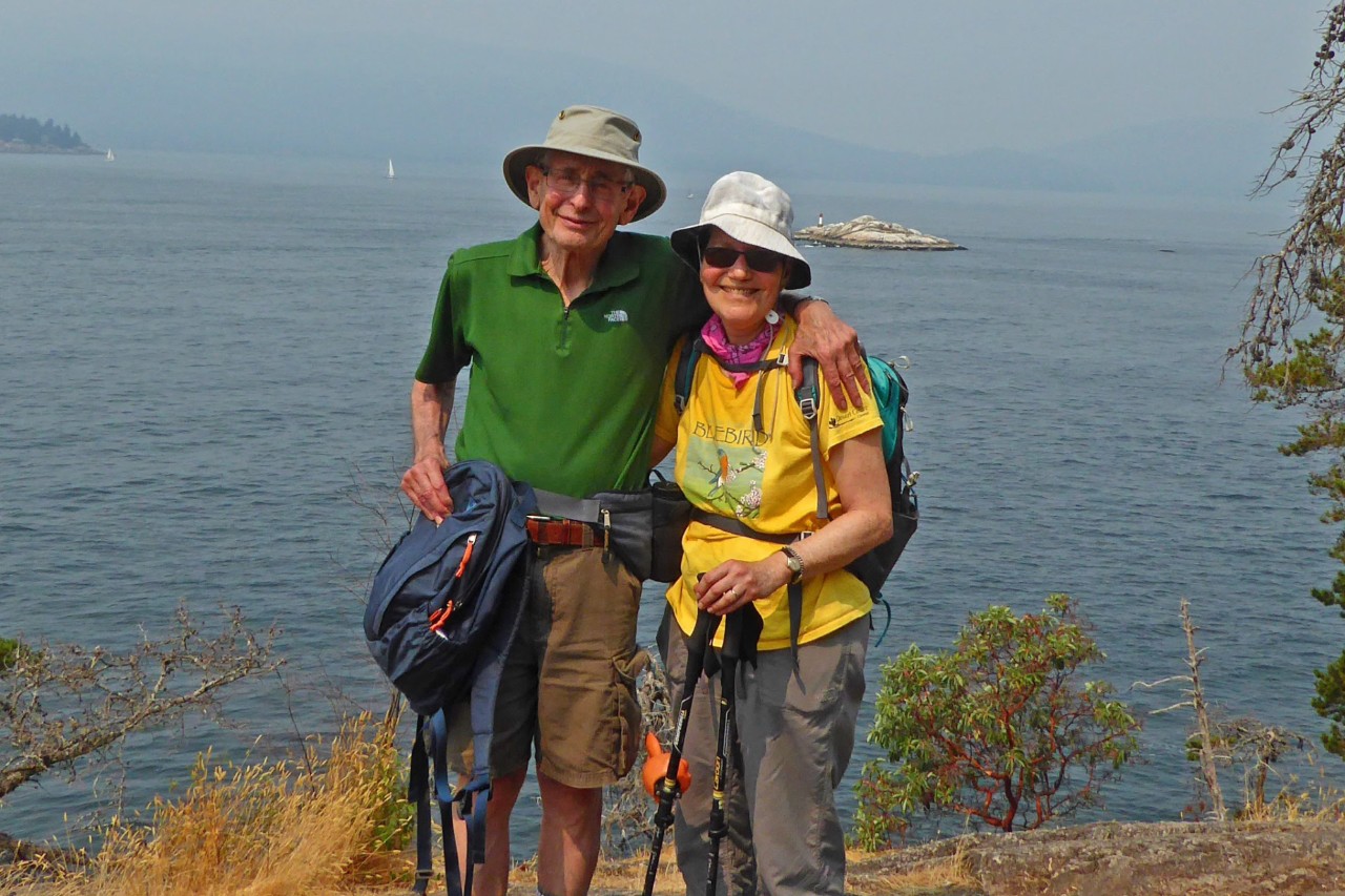 Ted Cohn and his wife Shirley on a walk with the SFU Retirees Association in 2017.