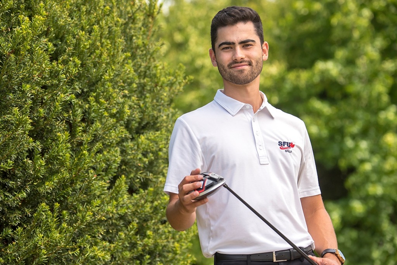 Scott Kerr has found success as captain of the SFU varsity men’s golf team and on the dean’s honour roll.