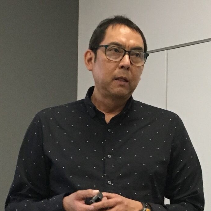 Dr. Greg Younging guest lecturing in an undergraduate class in publishing at SFU.