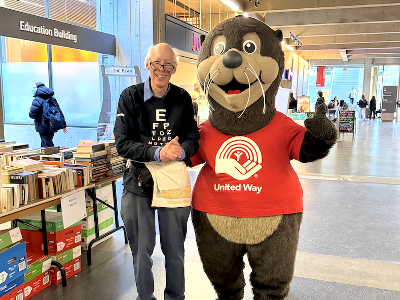 Jeff and Seymour posing for a picture